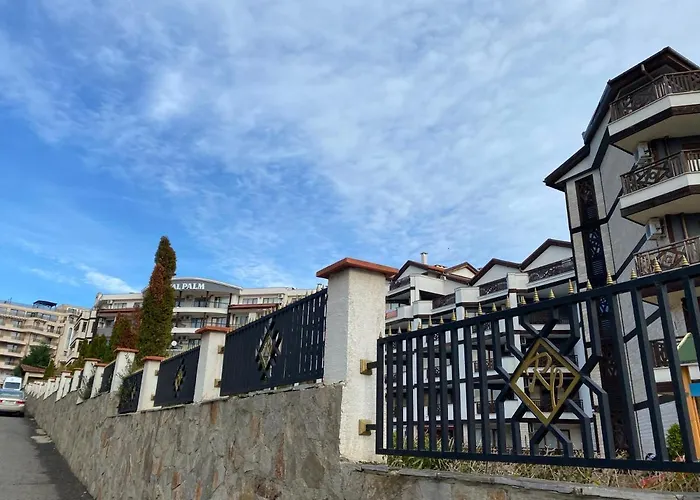 Royal Palm With Seaview Apartamento Sveti Vlas